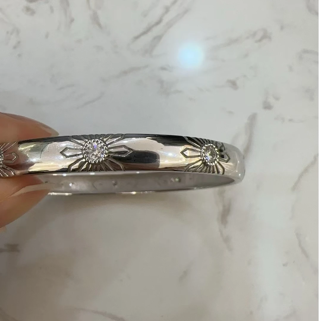 pt950铂金太阳花手镯