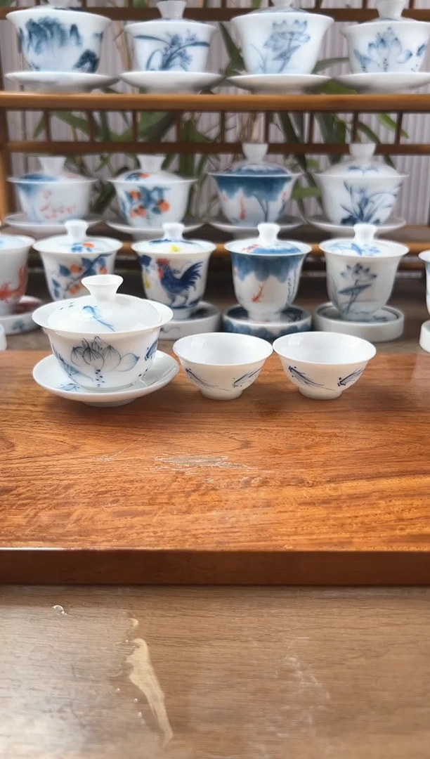 微瑕荷花鱼聚80ml三才盖碗+小玉兰杯2个