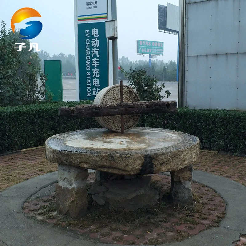 石碾子铆钉木头轮子石磨盘老式民间旧石器复古怀旧老物件庭院家用