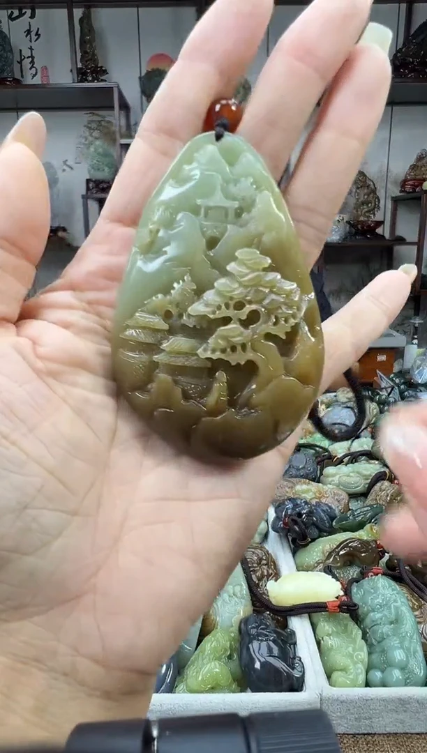 和田玉未镶嵌把件1