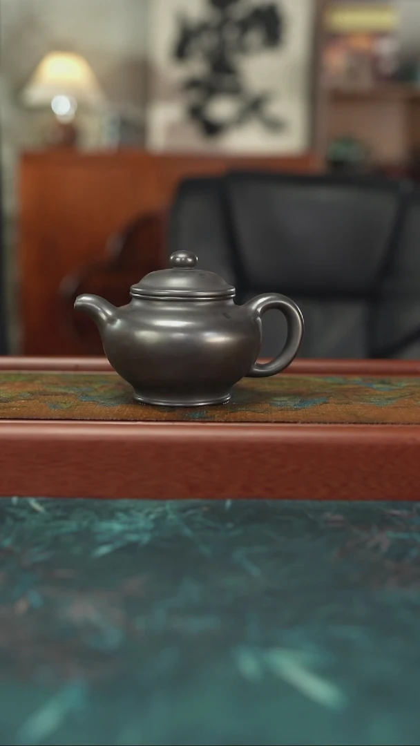 茶杯紫砂6.3     玄铁石黄 掇只壶