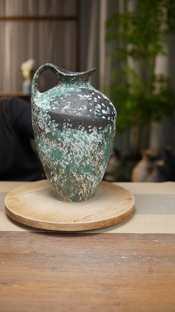 【闪购商品】陶瓷 花器涂鸦绿奶壶