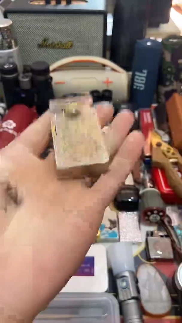 瓷片闪购商品 如图所示
