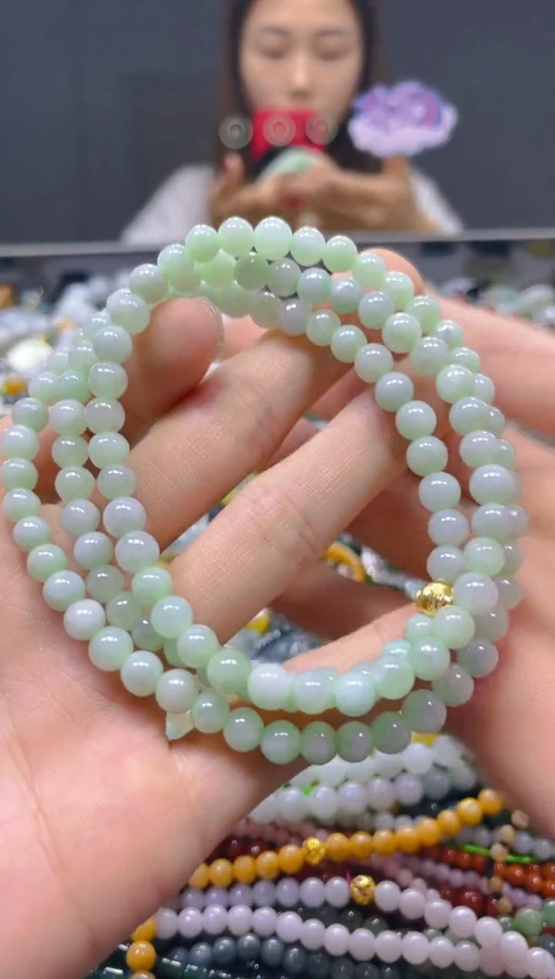 颈饰未镶嵌翡翠6MM/R/翡翠A货，一件也是批发价