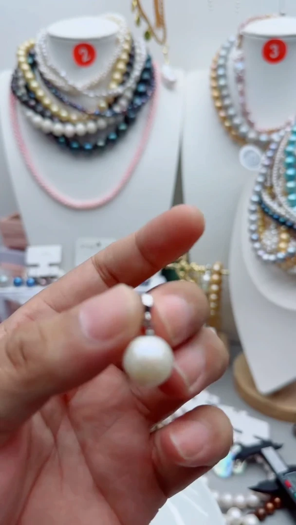 淡水珍珠未镶嵌颈饰1