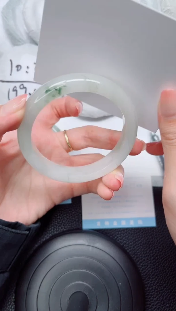 石英质玉手镯未镶嵌296-59