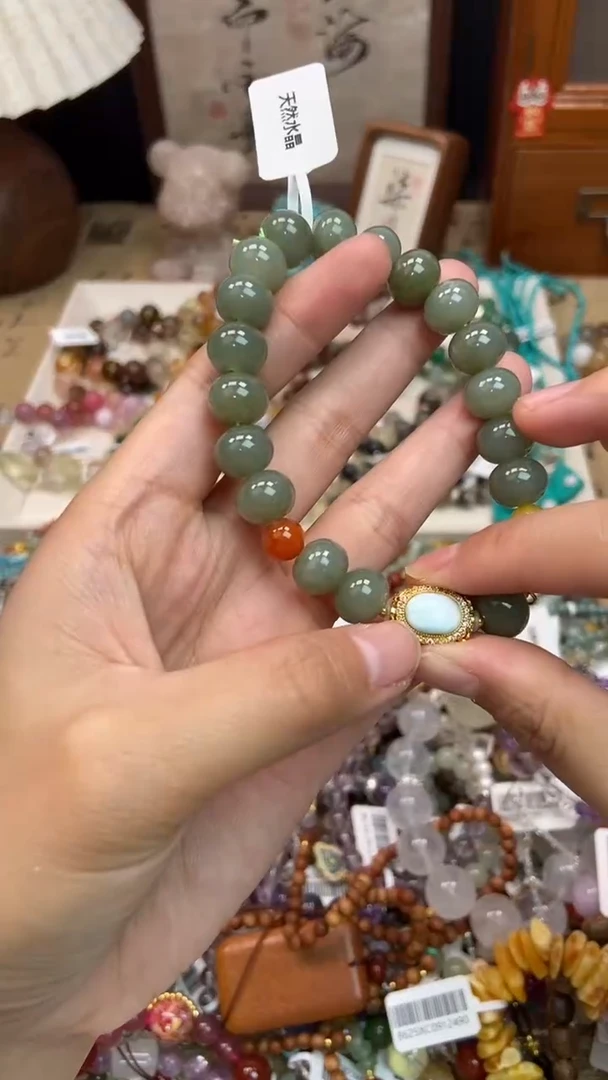 未镶嵌和田玉手饰372