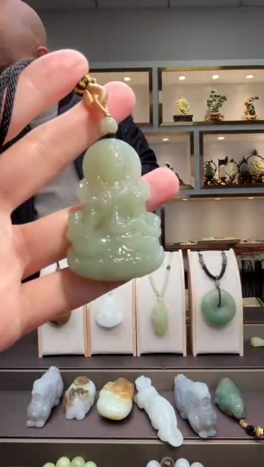 颈饰未镶嵌和田玉苏