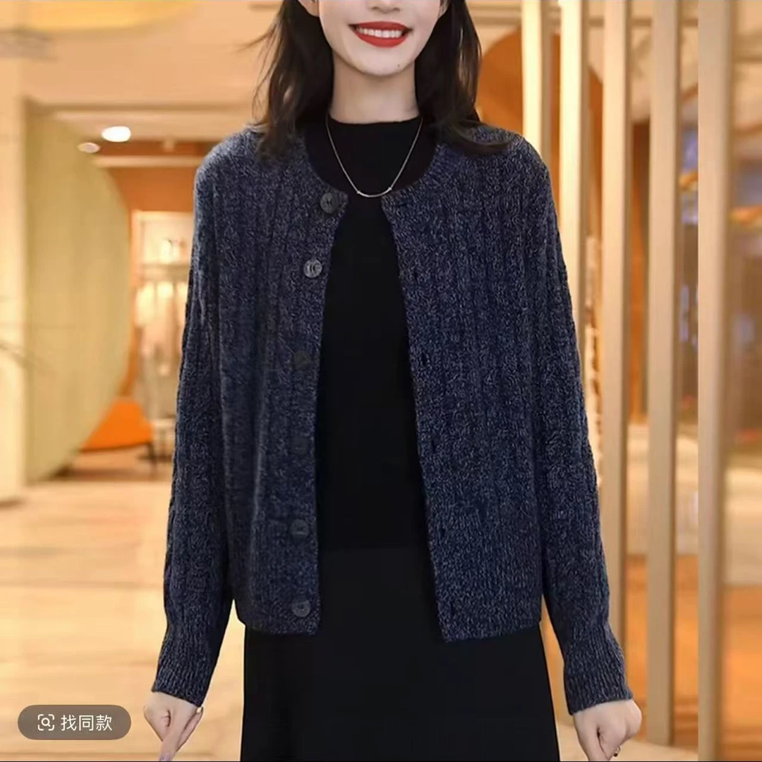 大码女装2025秋季新款显瘦韩版简约气质圆领宽松针织衫毛衣开衫女