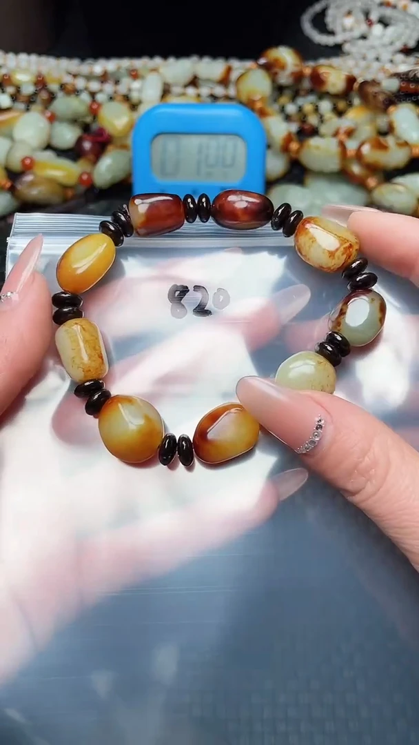 【闪购商品】和田玉手串未镶嵌新疆和田玉手串820