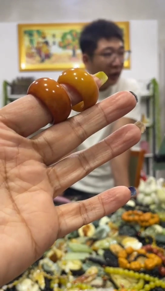 未镶嵌岫玉戒指多样性发货发其中一件