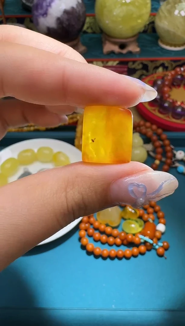 琥珀吊坠(不含链)未镶嵌蕙*多样性发一件 697