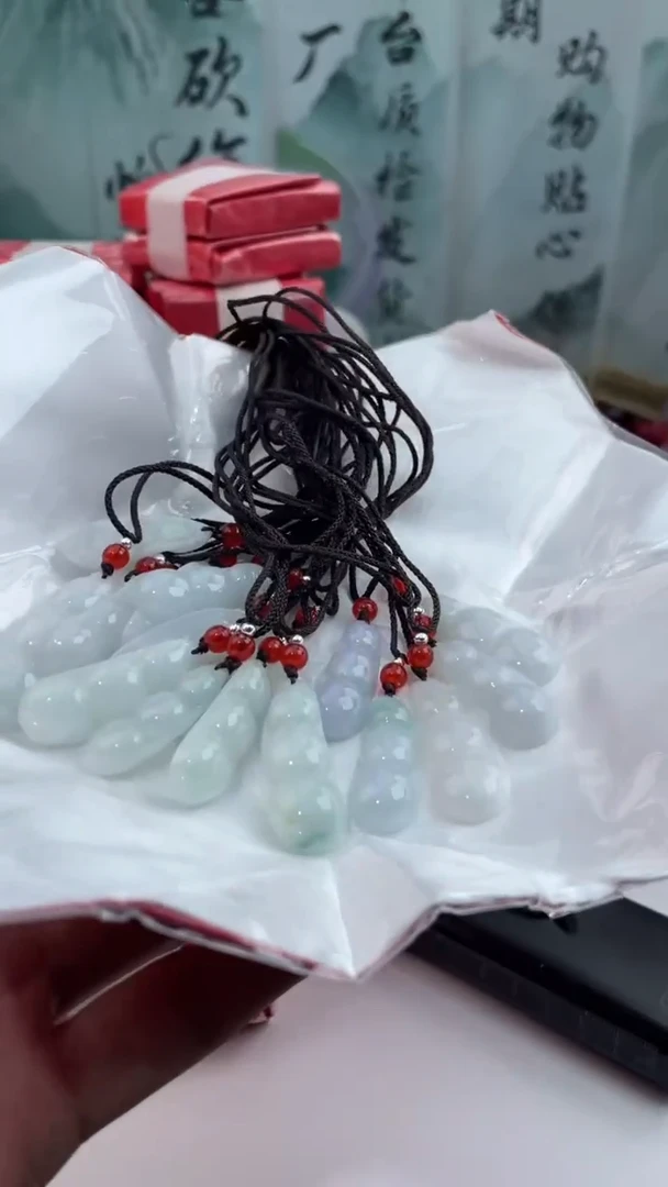 【闪购商品】翡翠挂件未镶嵌砍价王/623251//多样性发一