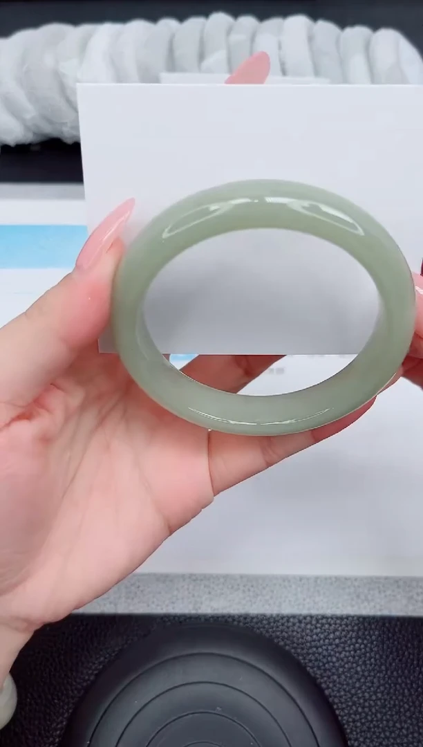 石英质玉手镯未镶嵌29-58.5