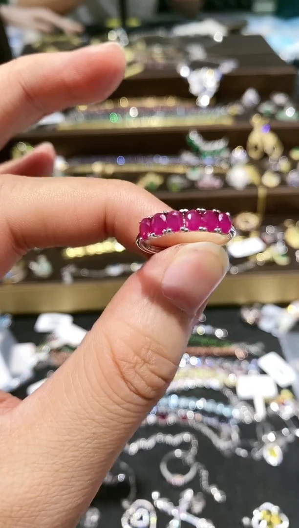 【闪购商品】红宝石戒指银S925镶嵌戒指