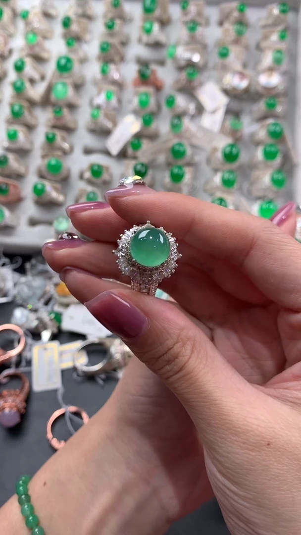 【闪购商品】定制翡翠未镶嵌缅甸A货翡翠