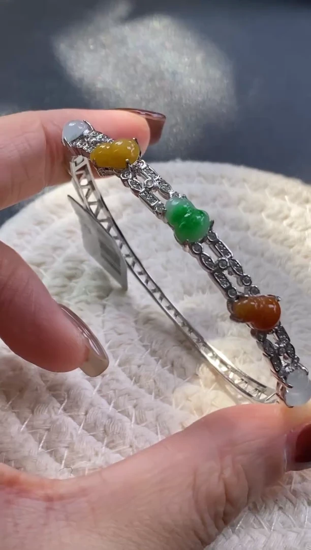 颈饰银S925镶嵌翡翠净货16757