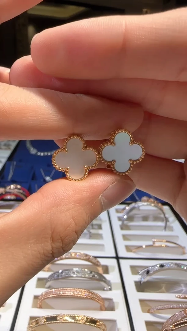 耳拍贝壳（贝母）18K金镶嵌18k金贝母单花耳拍