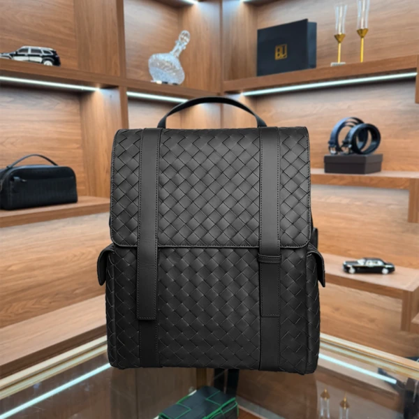 BV【双十一热卖】头层胎牛皮纯手工编织男士双肩包潮流多功能双肩包