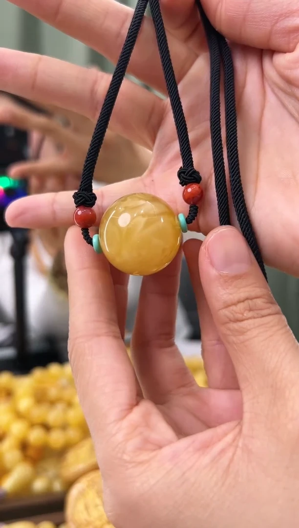 【闪购商品】琥珀手串未镶嵌蜜蜡锁骨