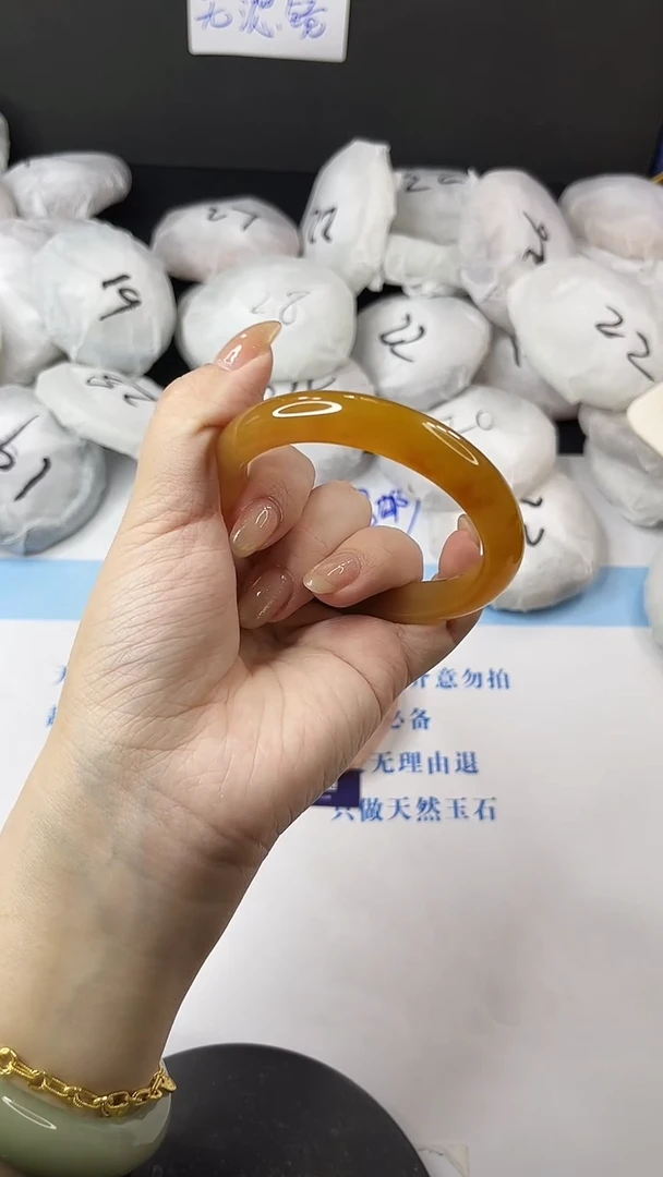 未镶嵌手镯石英质玉多样性发货L21