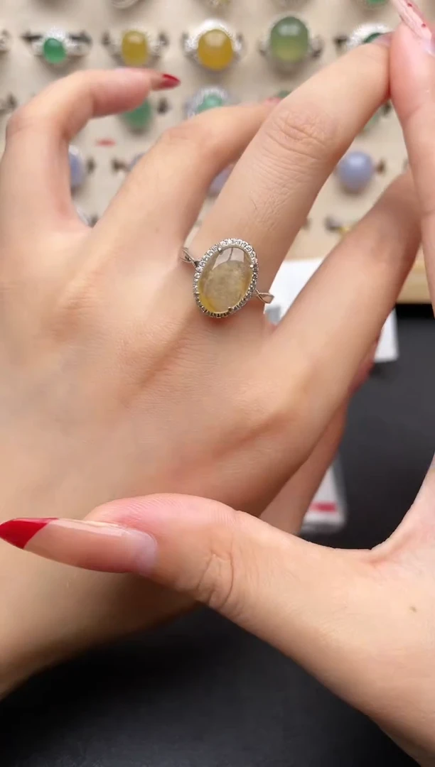 【闪购商品】翡翠戒指银S925镶嵌一物一证一礼盒