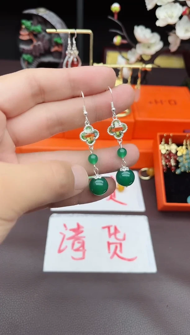 玛瑙/玉髓耳钉银S925镶嵌705000