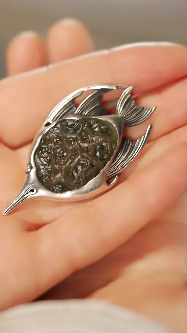 【闪购商品】玛瑙手饰银S925镶嵌设计款热带鱼胸针