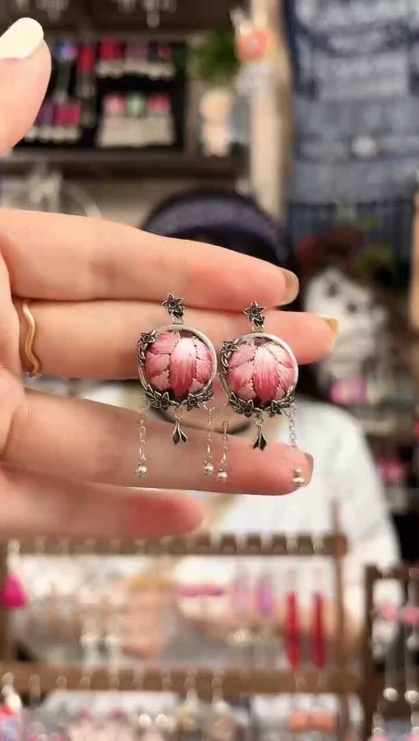 织绣民族风非遗老绣饰品129