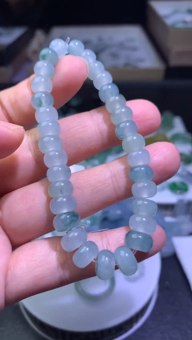 未镶嵌定制翡翠毛货