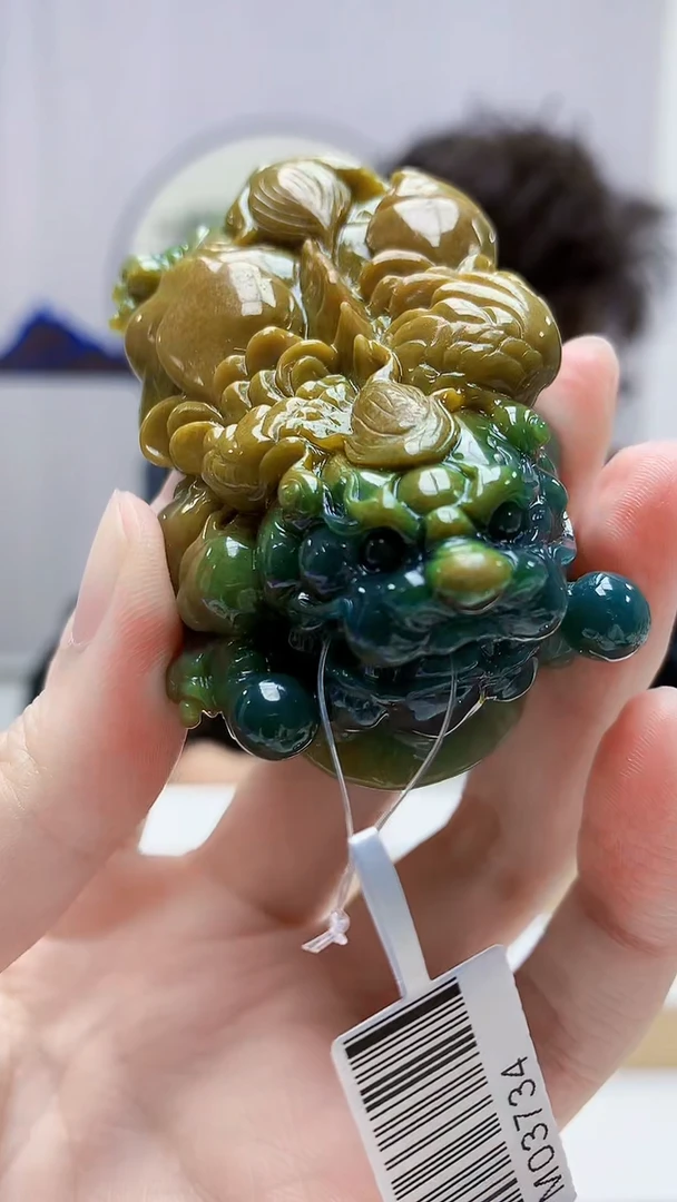 未镶嵌定制翡翠4688zm-毛货挂件103