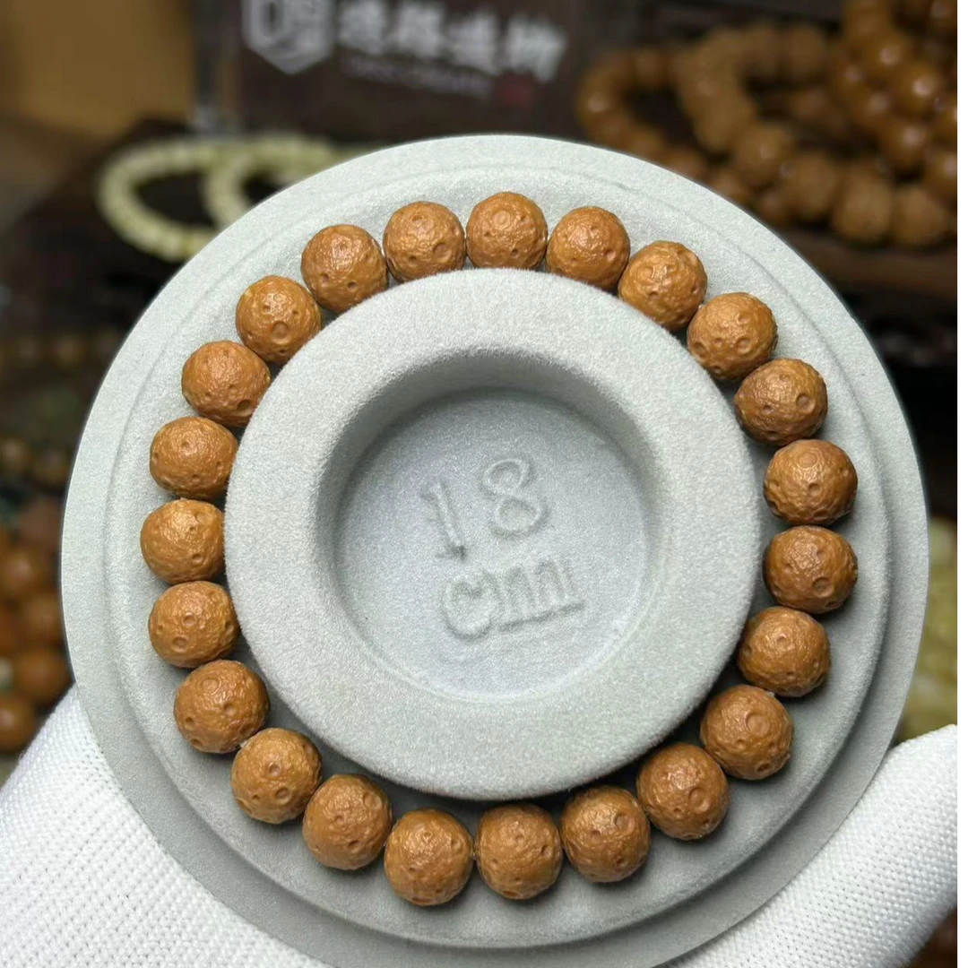 猴头核桃雕刻精工小星球陨石坑手串原生态全品无暇无泡药尺寸10mm