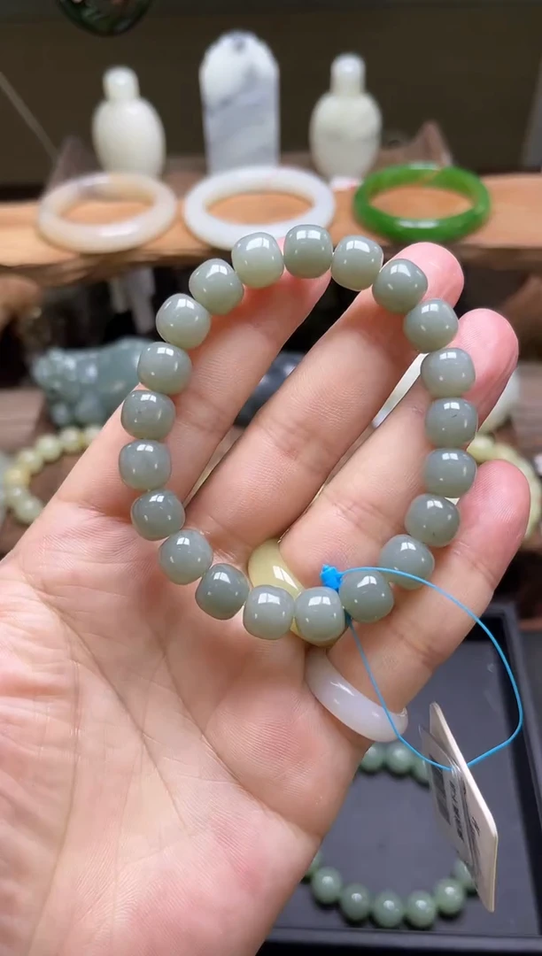 手串未镶嵌和田玉卡10吐拉牧场 老型 9010671