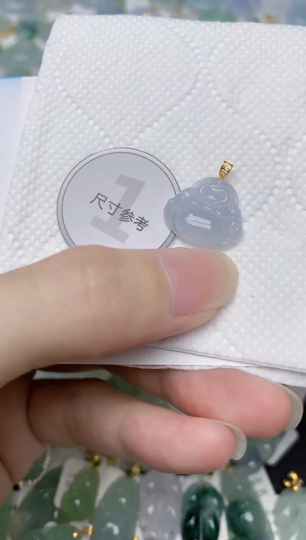 翡翠18K金镶嵌颈饰天然A货翡翠
