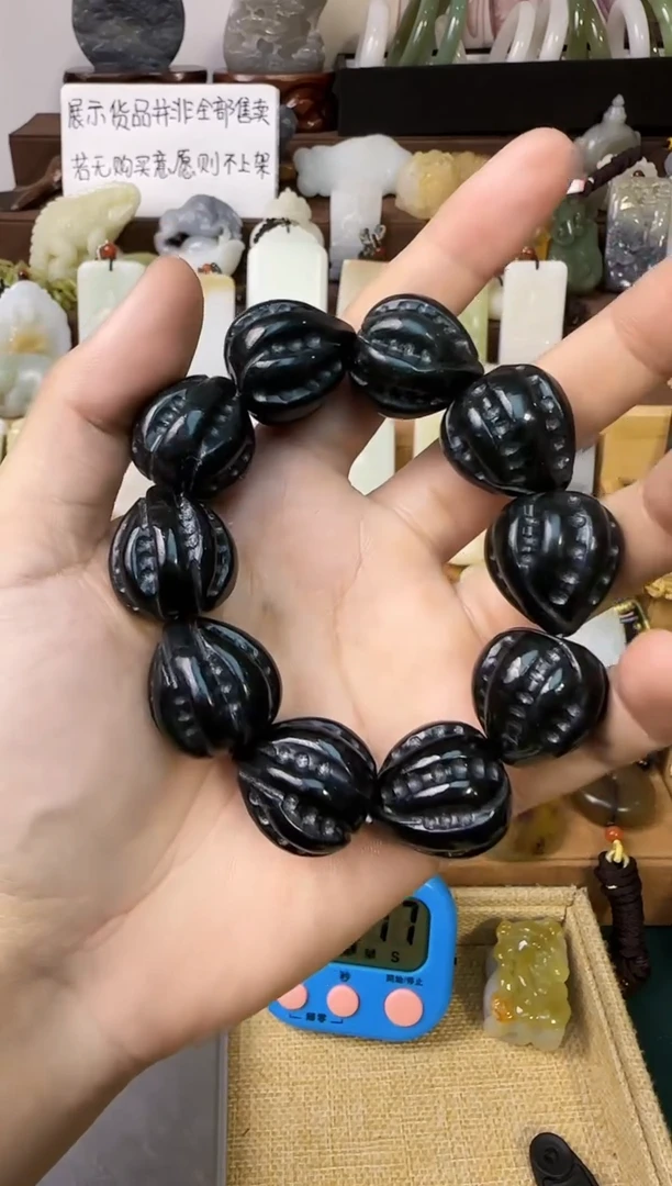 【闪购商品】和田玉颈饰未镶嵌手串