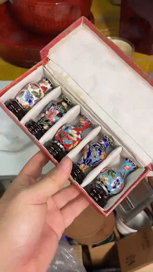 碟掐丝珐琅彩5只