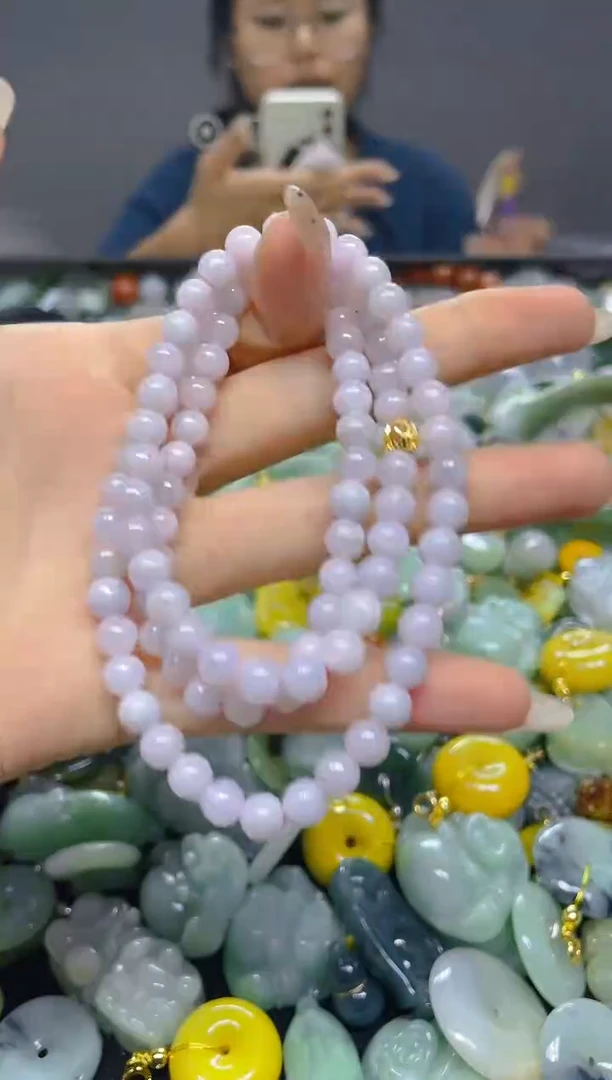 颈饰未镶嵌翡翠5MM/T/翡翠A货，一件也是批发价