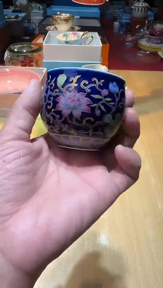 瓷片生活的本意是开心阿@@1