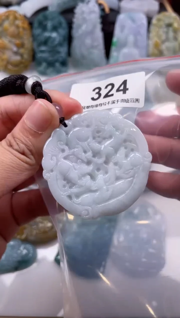 【闪购商品】翡翠颈饰未镶嵌天然缅甸A货翡翠324