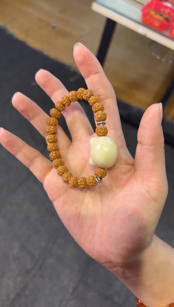 菩提根/象牙果吊坠  金刚猫头