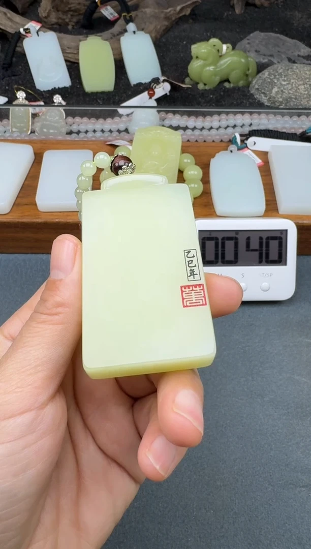 颈饰未镶嵌和田玉2