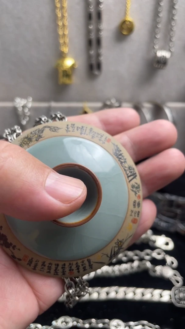 奋*闪购商品如图所示