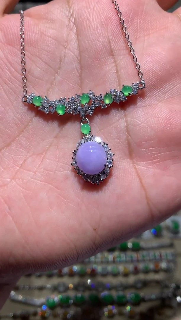 未镶嵌翡翠耳饰项链