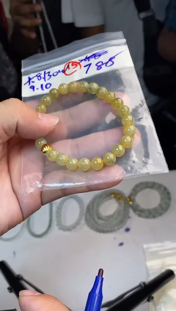 未镶嵌定制翡翠J***3天然缅甸翡翠多样性