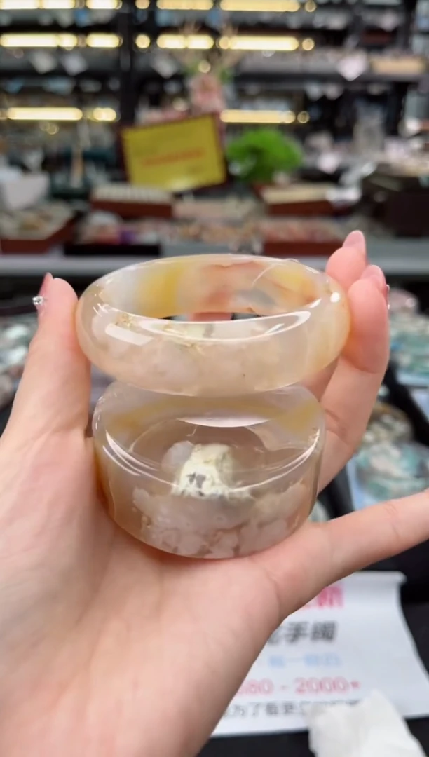 【闪购商品】石英质玉手镯未镶嵌58圈口（赠品镯心）3570238