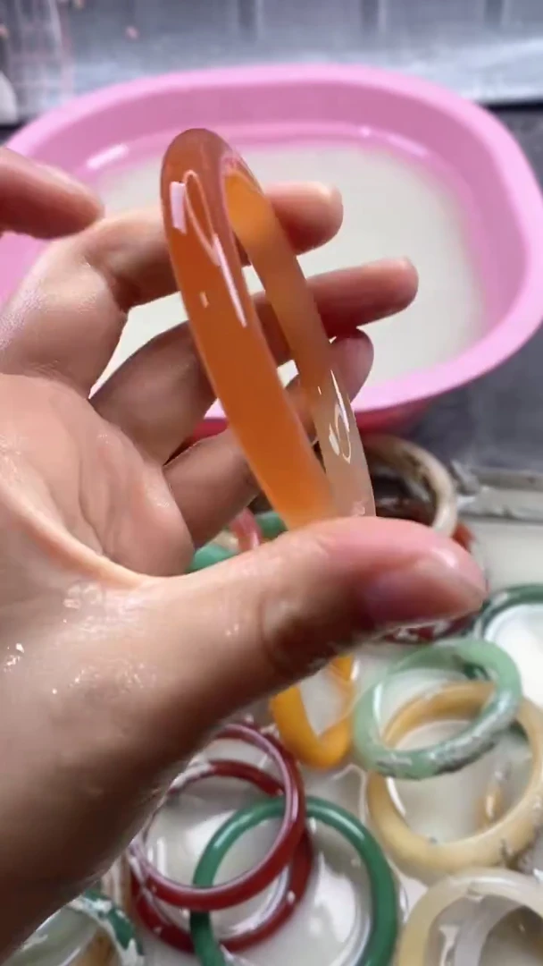 手镯玛瑙/玉髓未镶嵌18