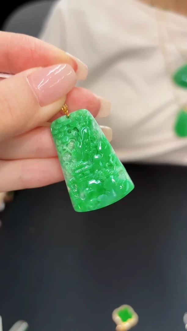 翡翠18K金镶嵌颈饰 缅料A货/支持复检/一件