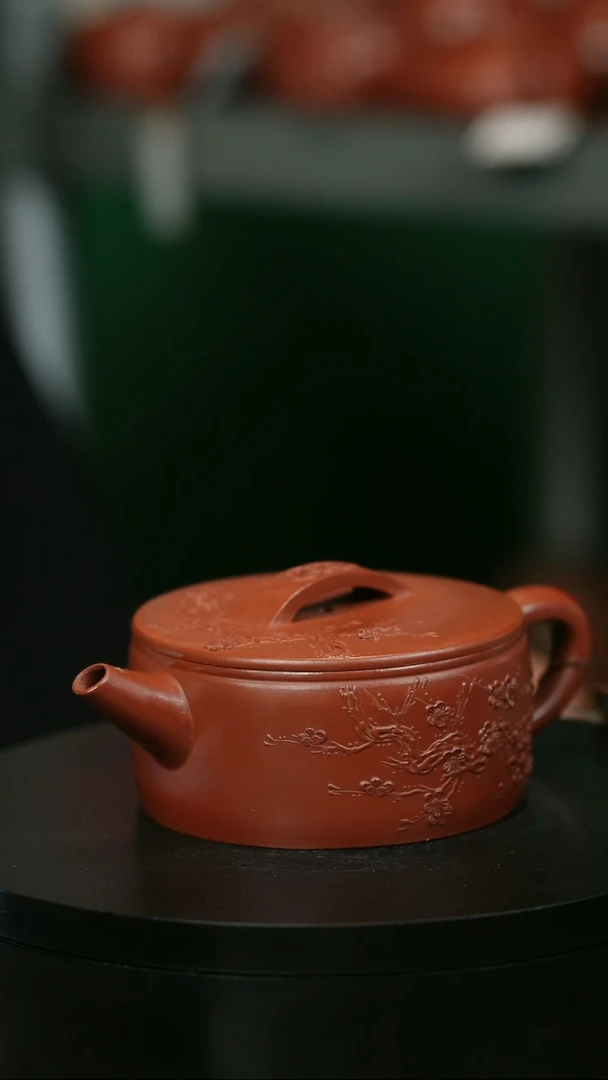 茶壶紫砂?***龍H1652陈春芬梅花钱币平盖汉瓦
