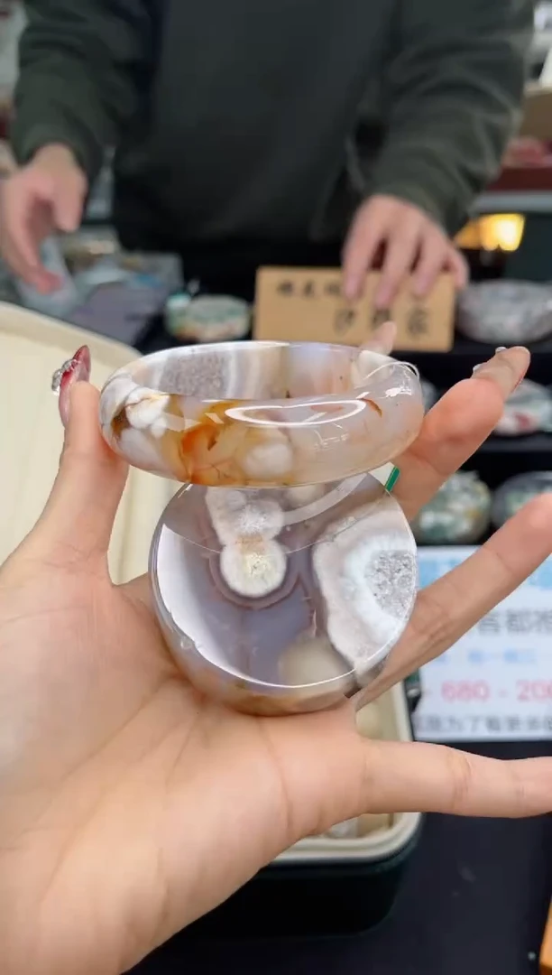 【闪购商品】石英质玉手镯未镶嵌60圈口（赠品镯心）3570333