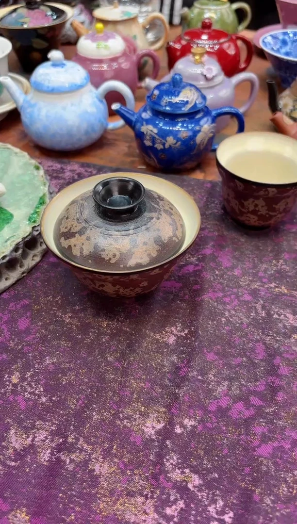 摩吉陶陶闪拍链接 皮革盖碗